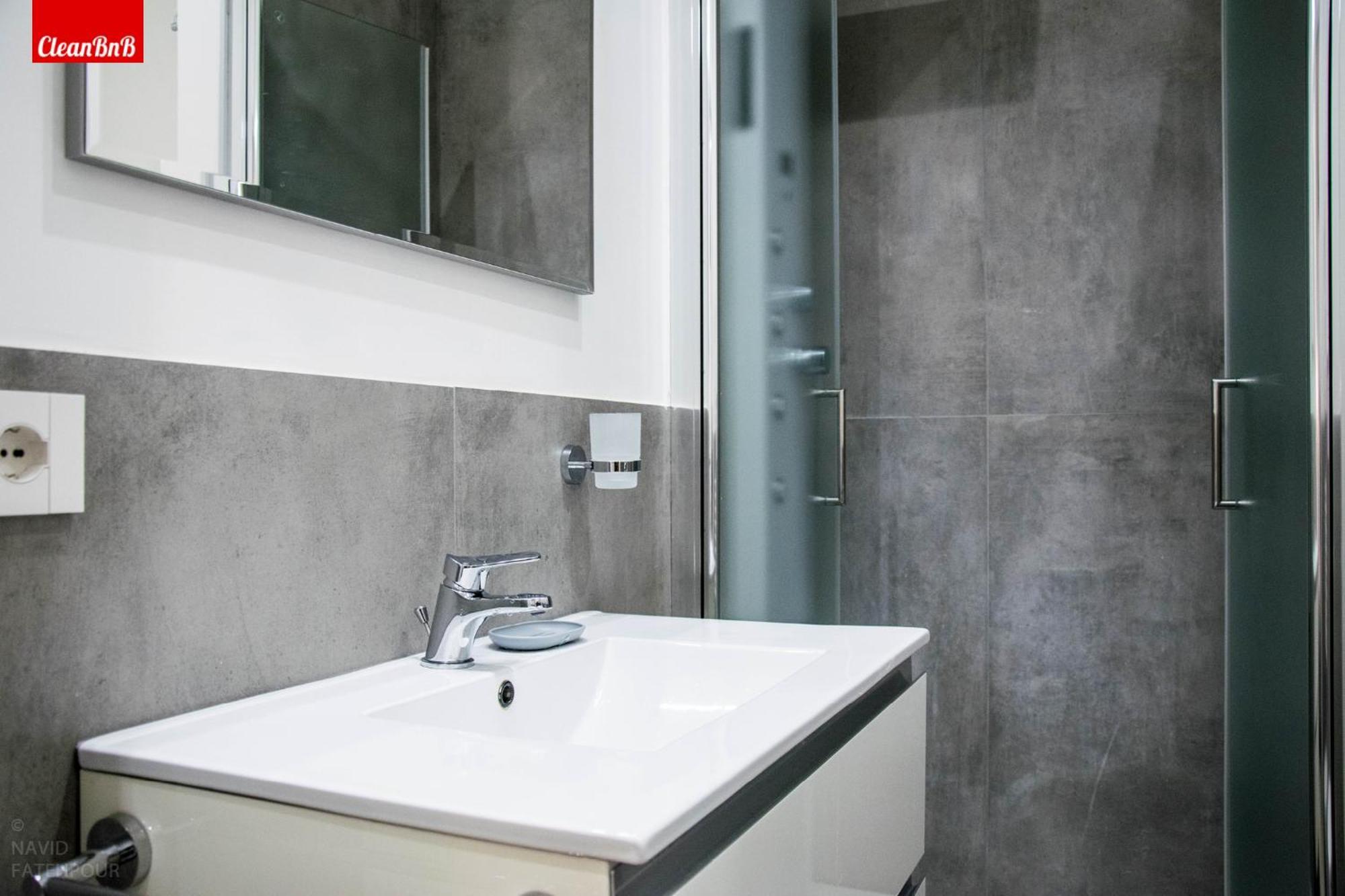 Largo Leopardi Modern Apartment Рим Екстериор снимка